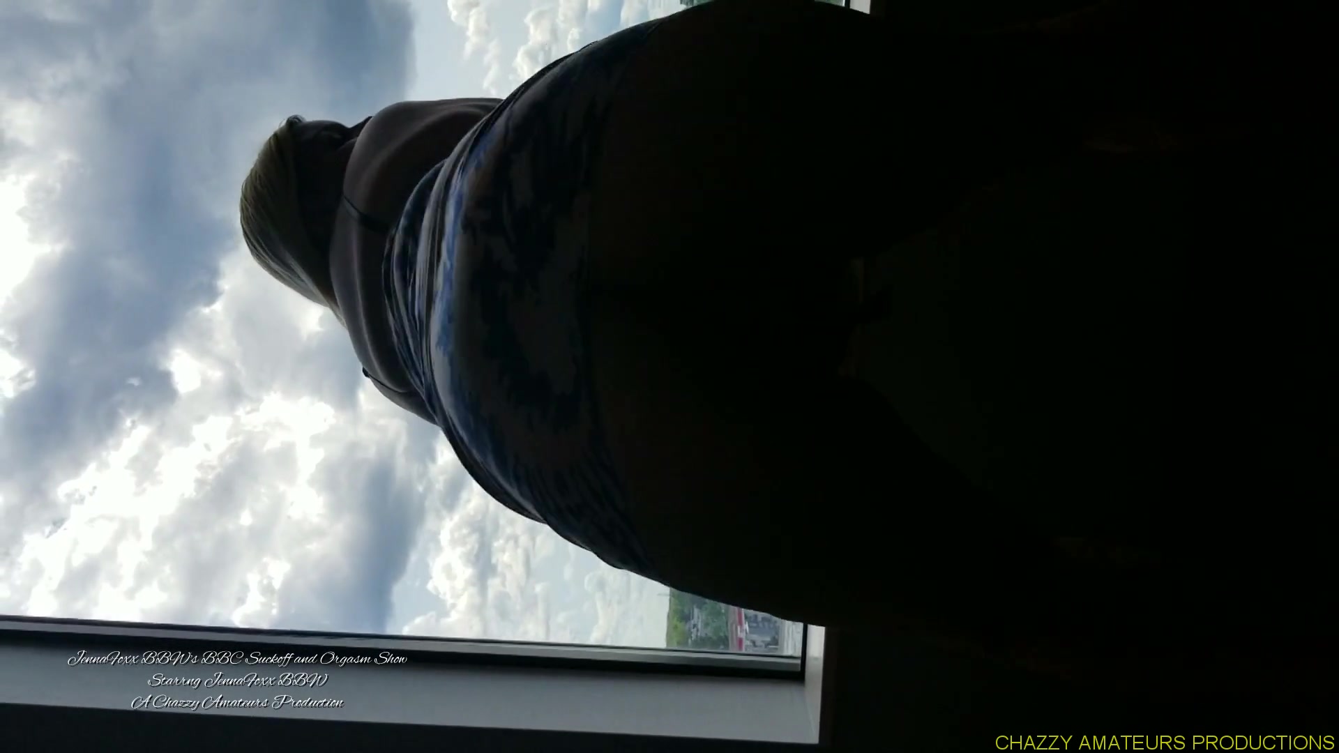 Jennafoxxbbws Bbc Suck Off And Orgasm Show - Chazzy Amateurs