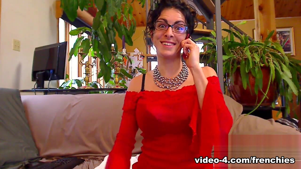 Livecam Multiple Fluids For Messy Fun - KinkyFrenchies