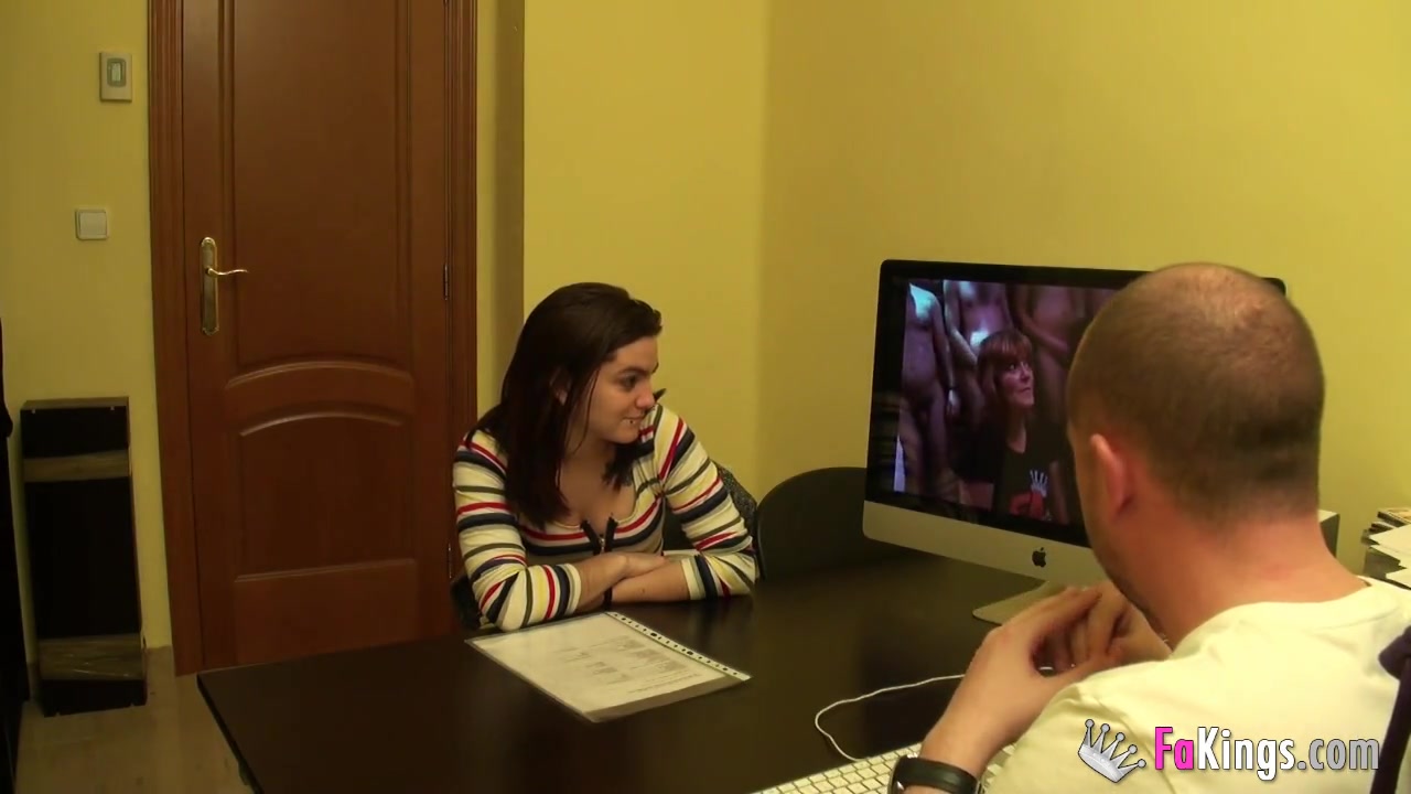 FAKings casting II: Patricia and her giant clit