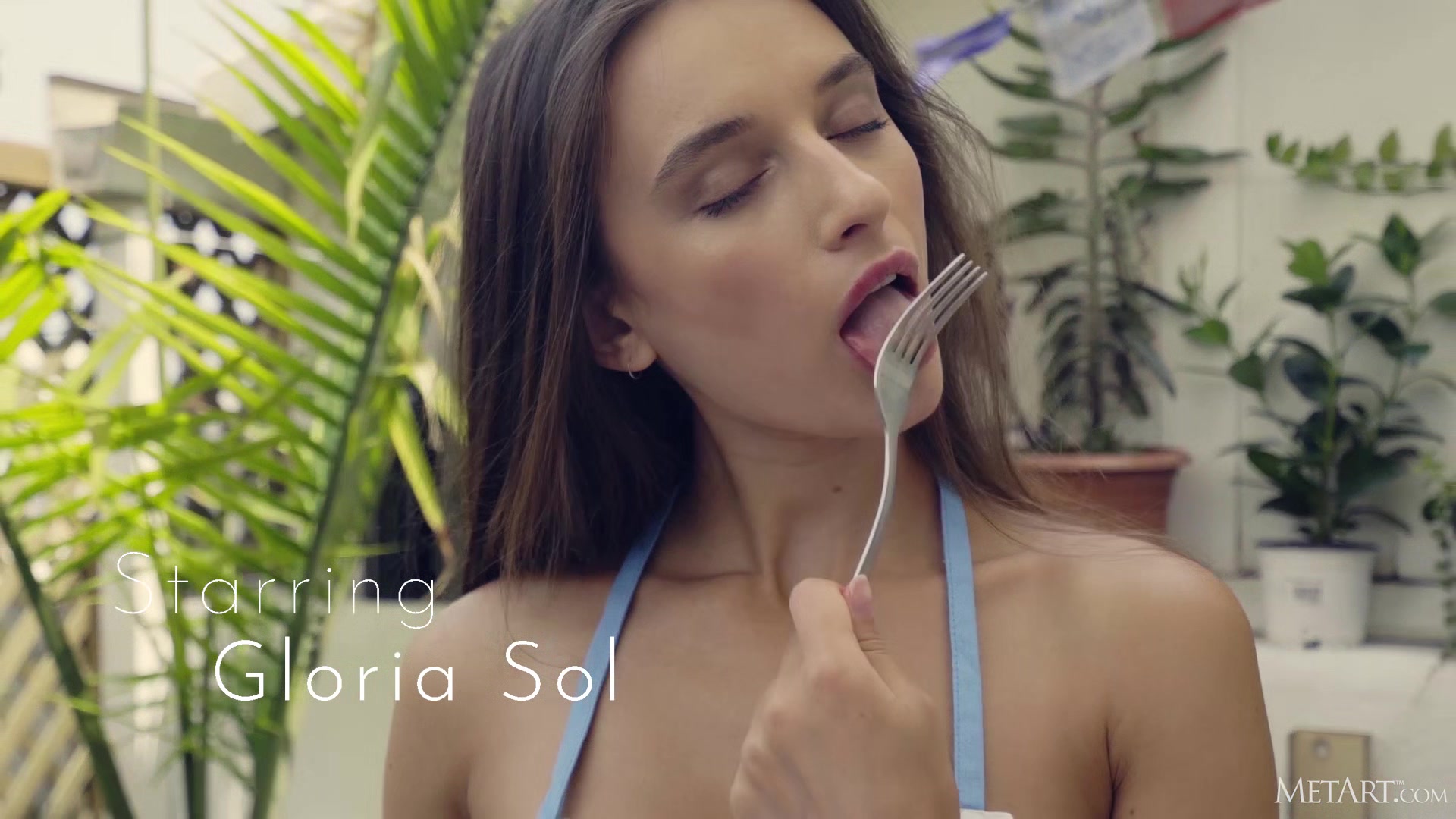 Summer BBQ - Gloria Sol - Met-Art