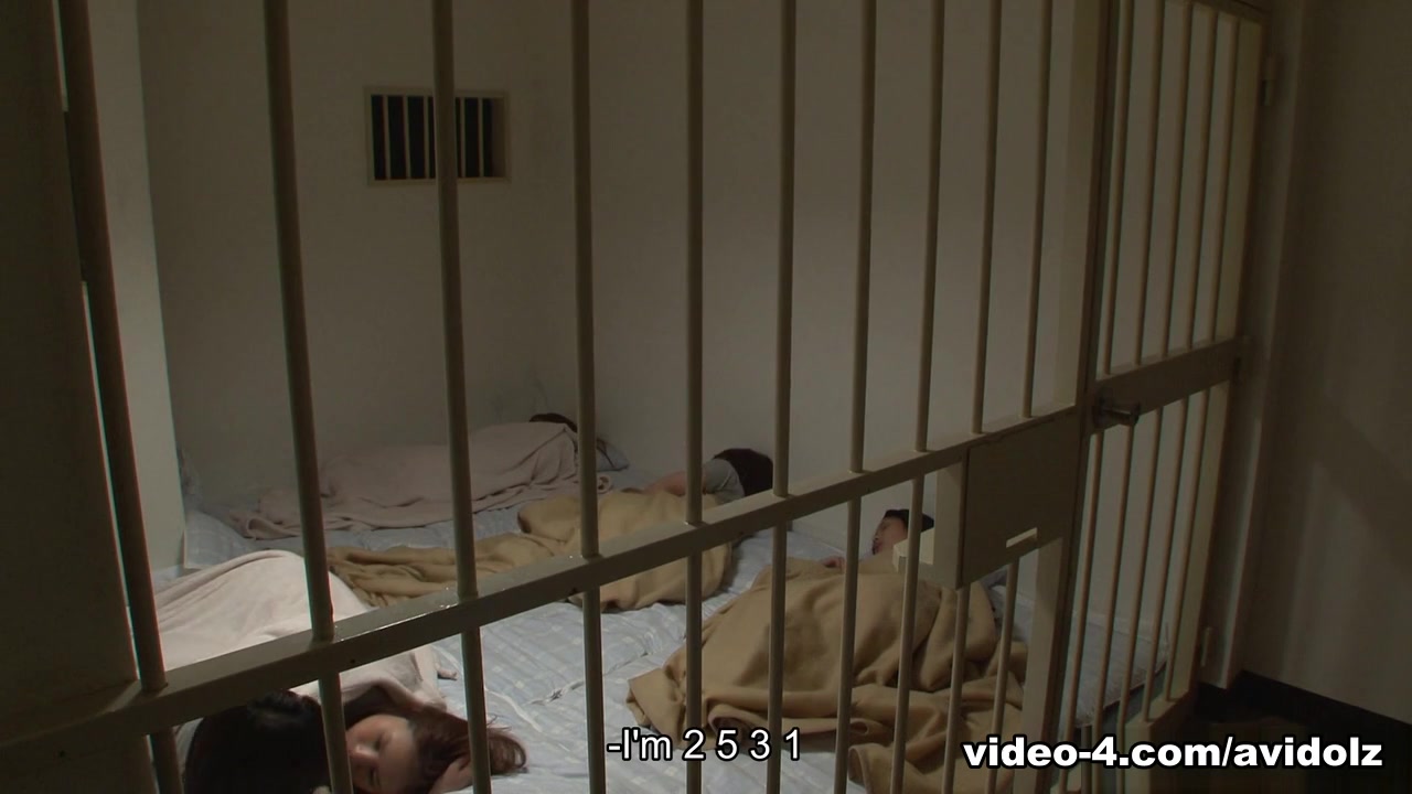 Girls are doing naughty things in their prison cell - AviDolz