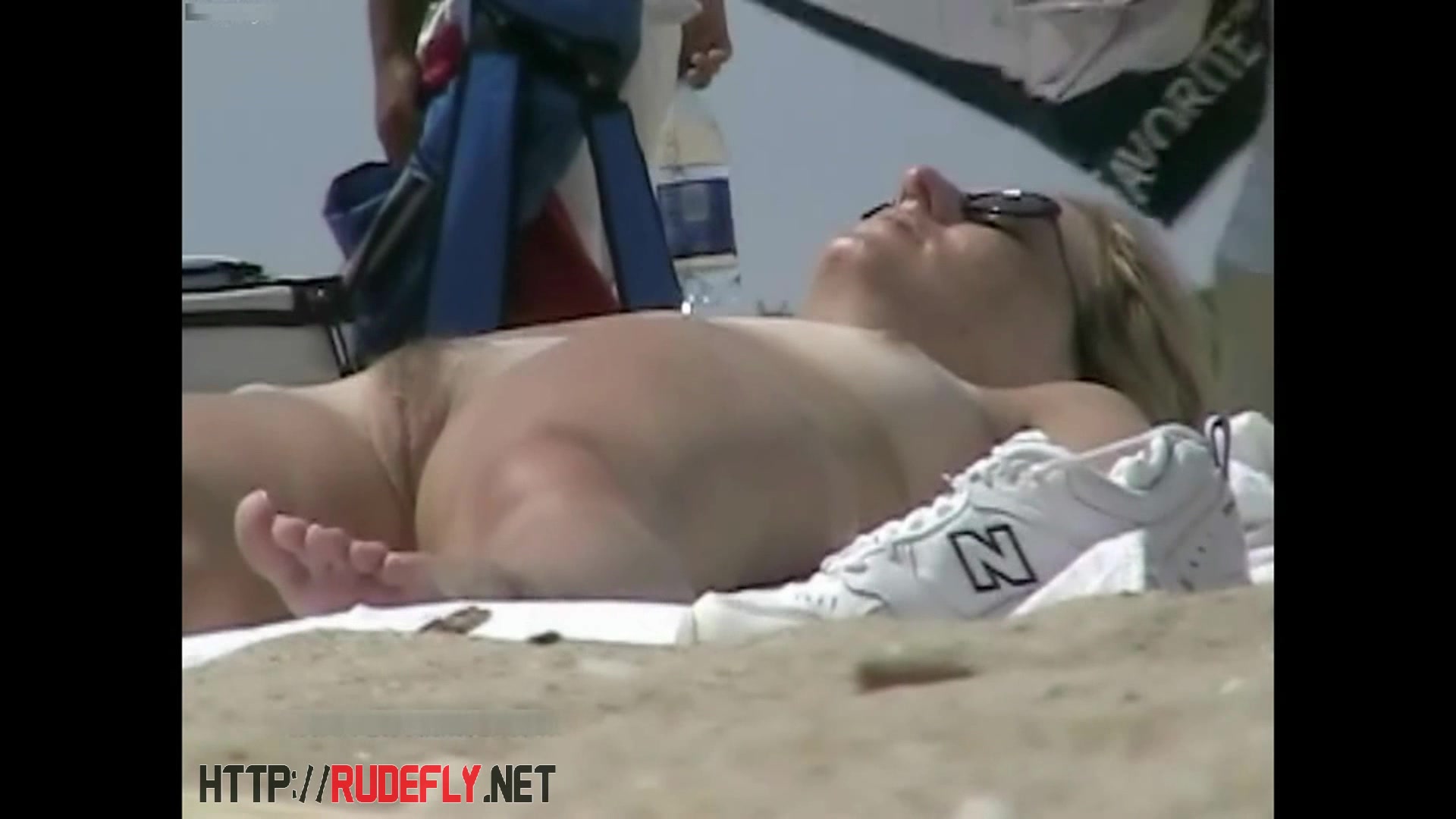 This beach is like a heaven for oiled big tit hunter