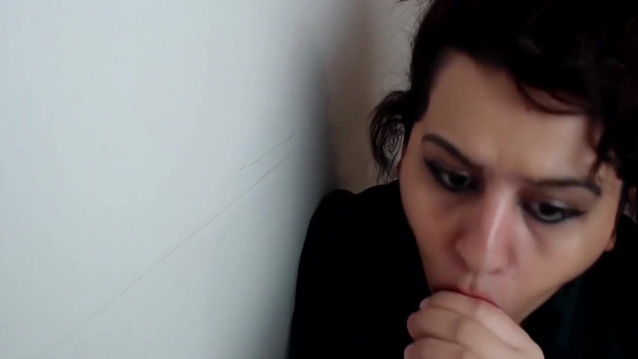 New Married Woman Trying To Get Huge Cock ! 6 Min
