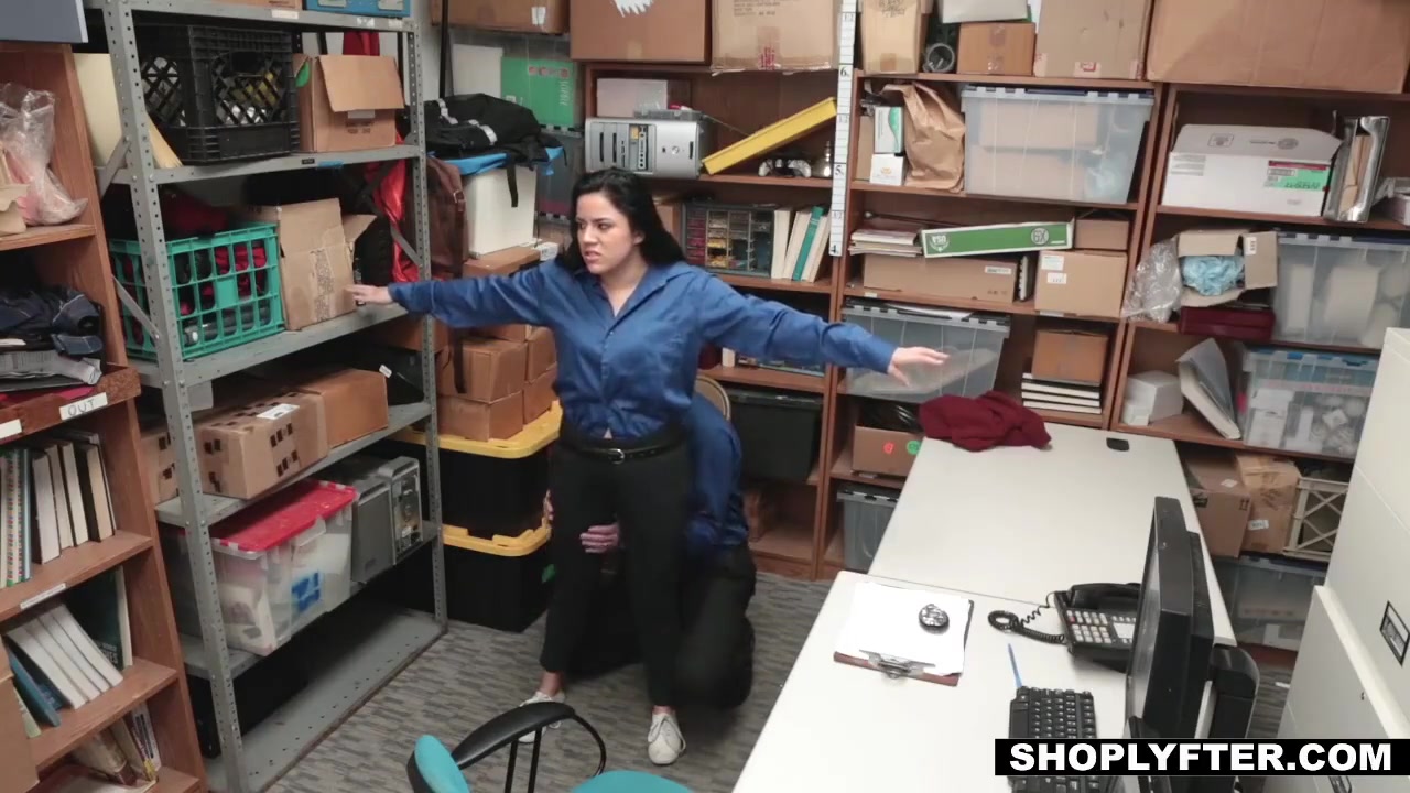 teen 18+ Monica Gets Caught Using A Clever Shoplifting Trick