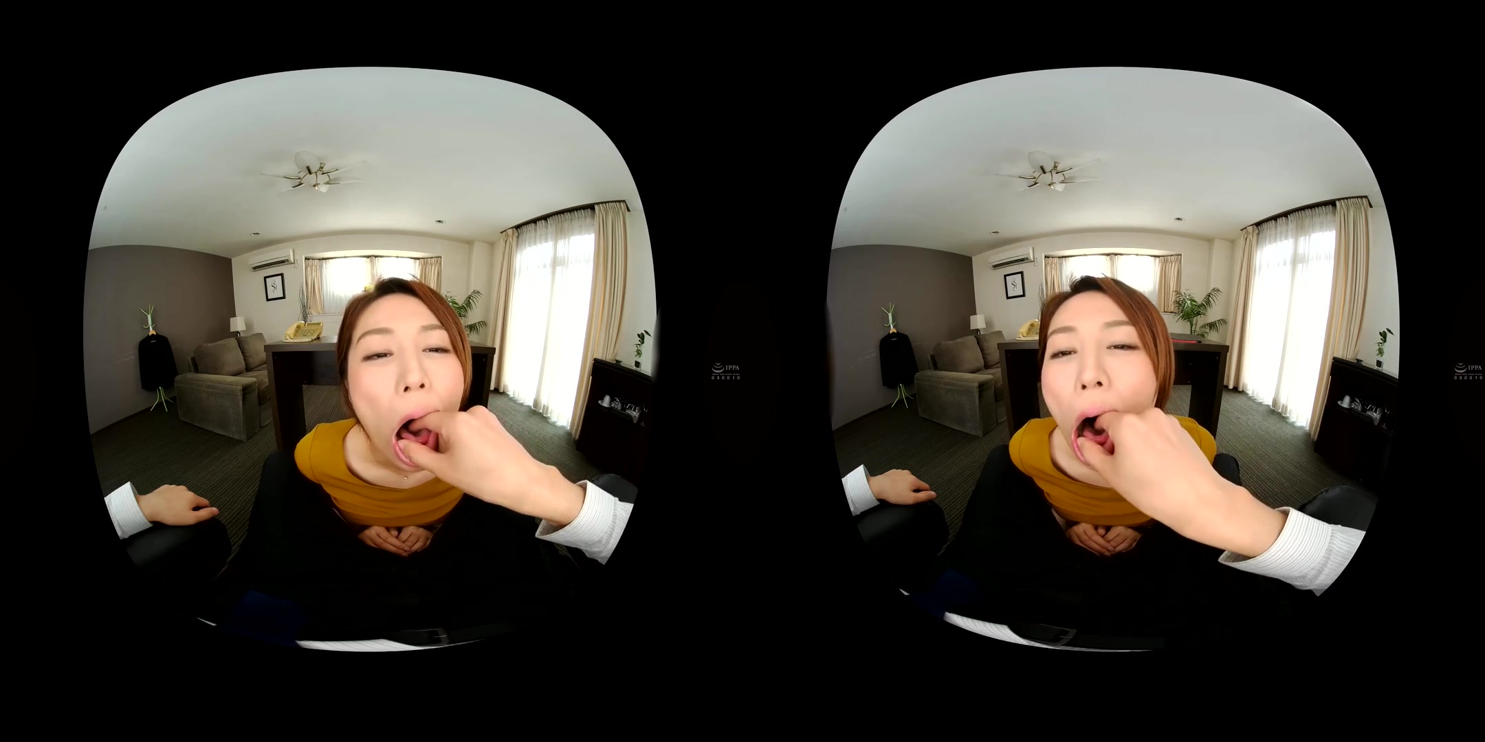 Secret Irrumatio (VR Version) 1 - Asian MILF Office Sex