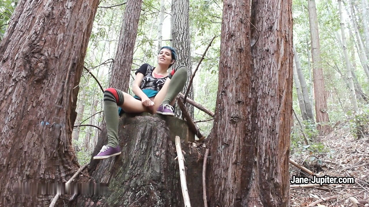 Jane Jupiter - Masturbating In A National Park