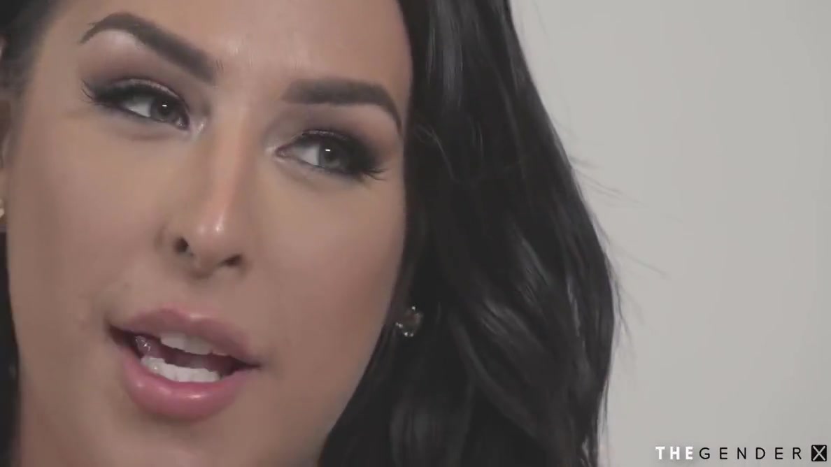 Bukakke Trans Orgy With Dreamy Ts Goddesses - Annabelle Lane