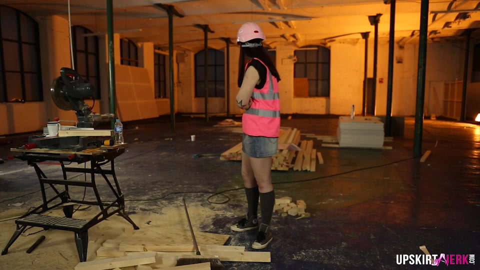Shay Hendrix "Hard At Work" - UpskirtJerk