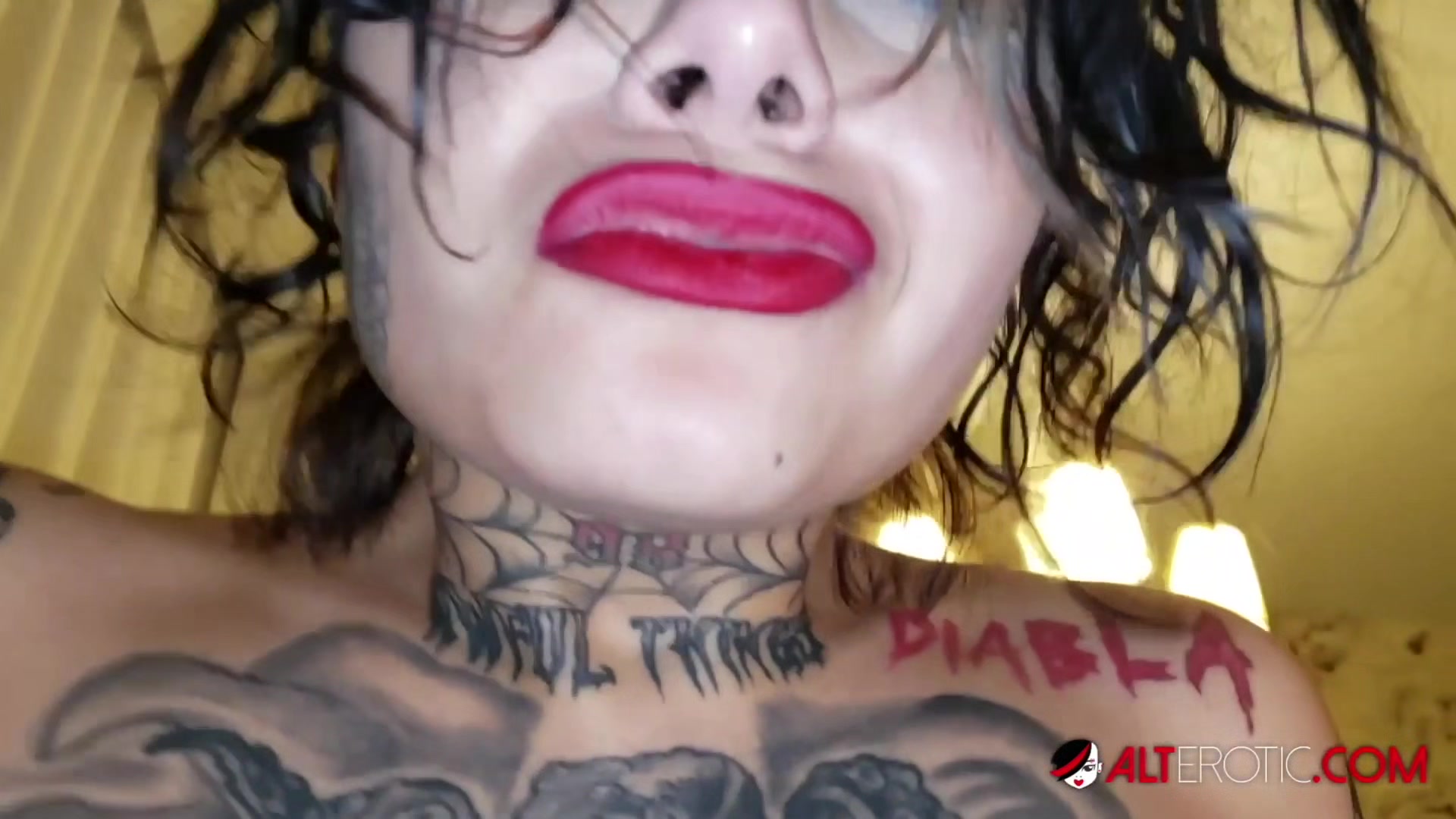 Genevieve Sinn fucked after getting a face tattoo