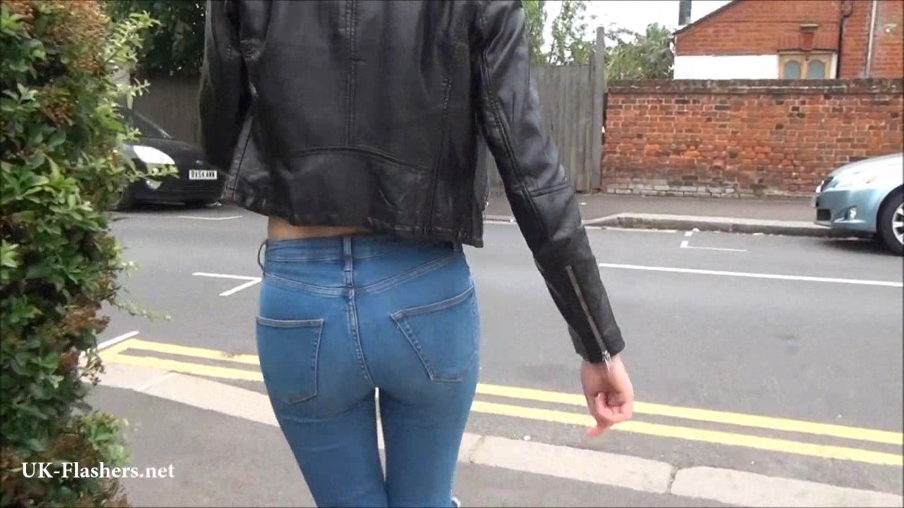 Beautiful daring blonde milf Atlantas public flashing and outdoor homemade