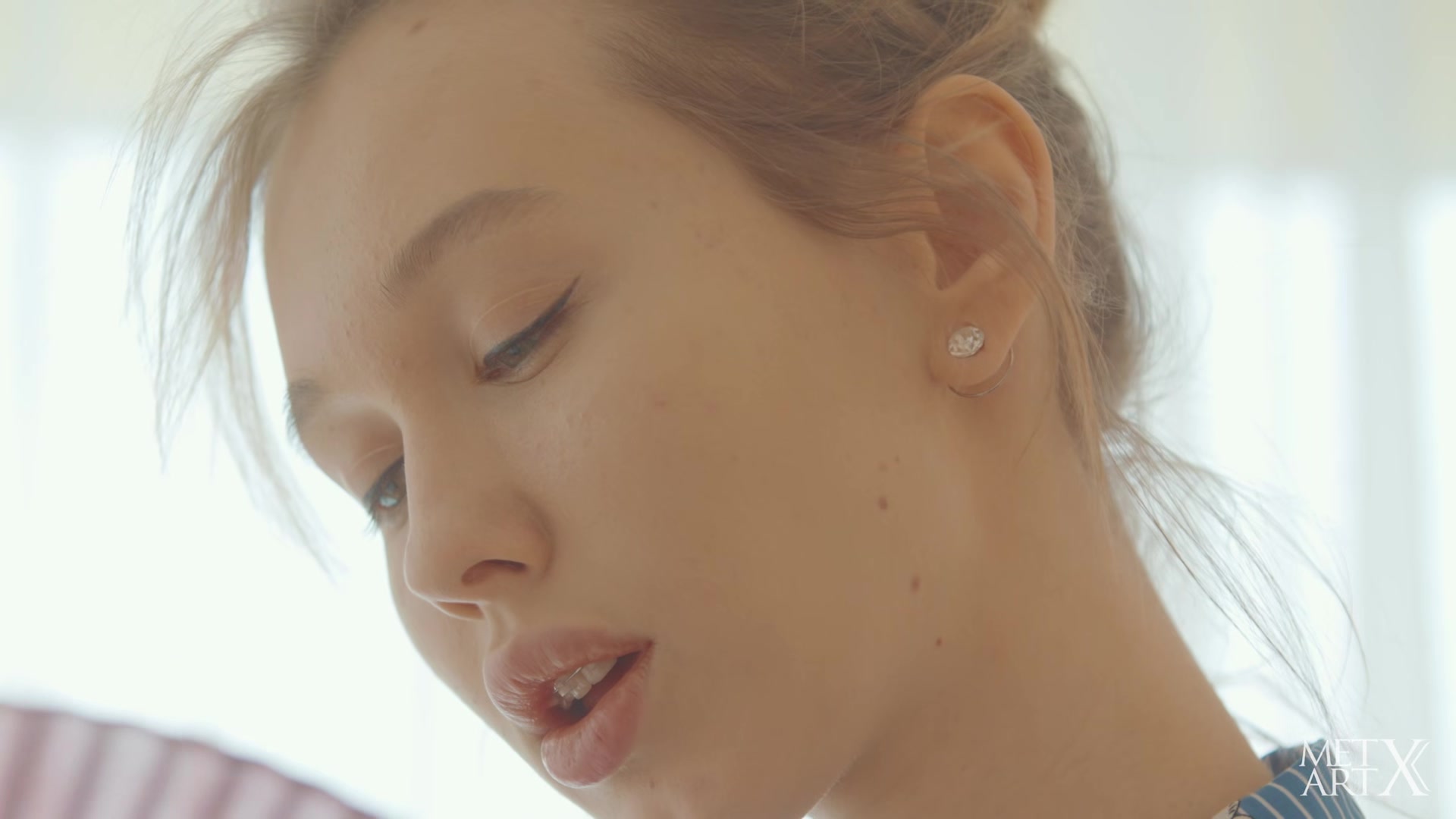 Fragrant Tea - Alice Bright - MetartX
