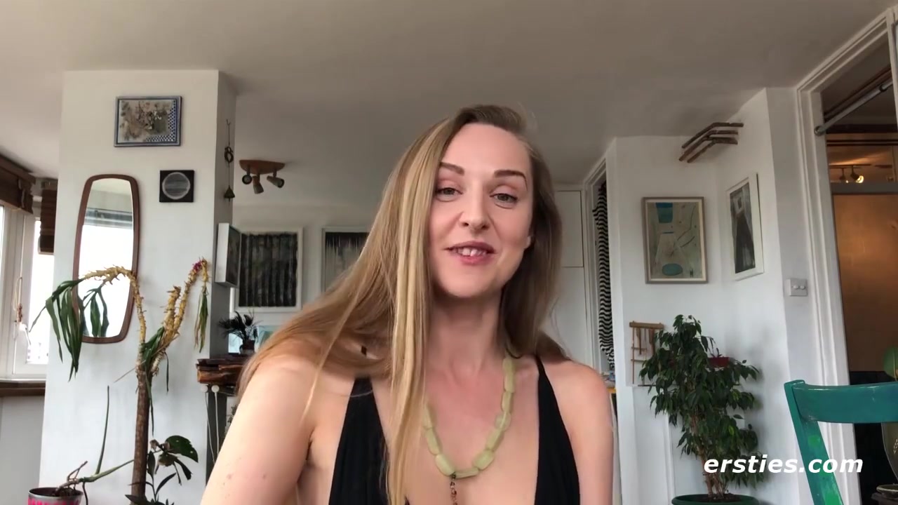 Talented Sarah Plays Piano Then Plays With Herself!