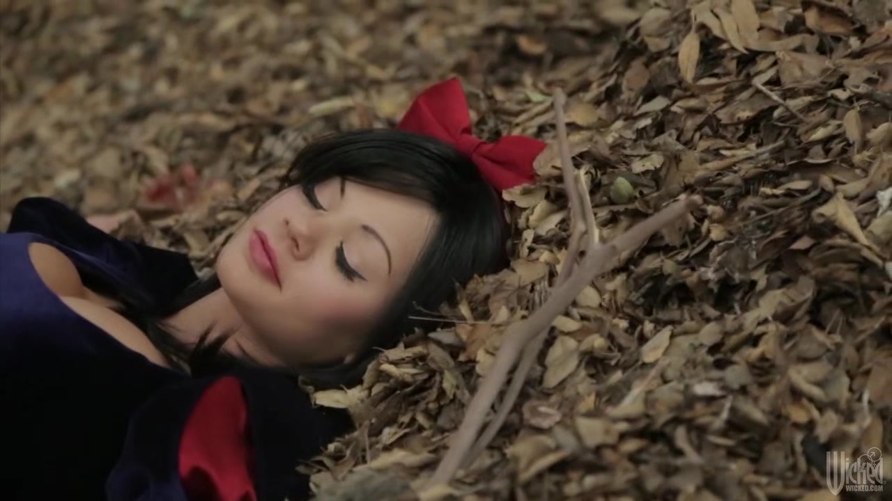 Snow White XXX An Axel Braun Parody - Scene 4