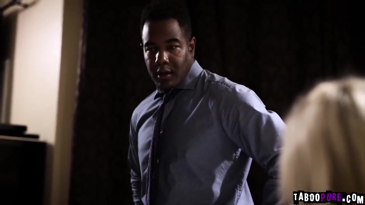 Black Step daddy Romps Young Pussy Doggystyle With Tyler Knight And Piper Perri's