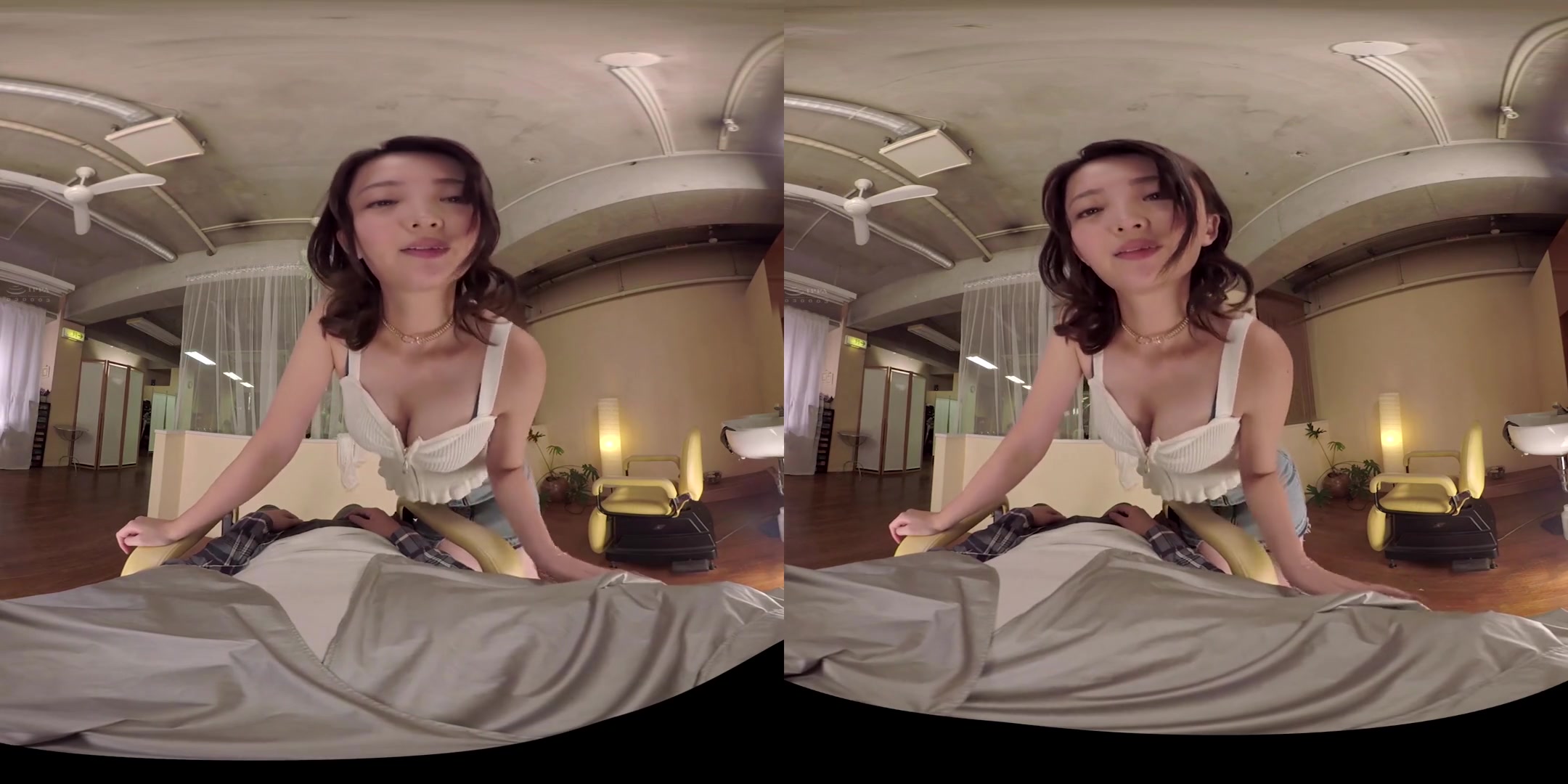 Rui Hizuki in Rui Hizuki Temptation Salon 1 - DreamTicketVR