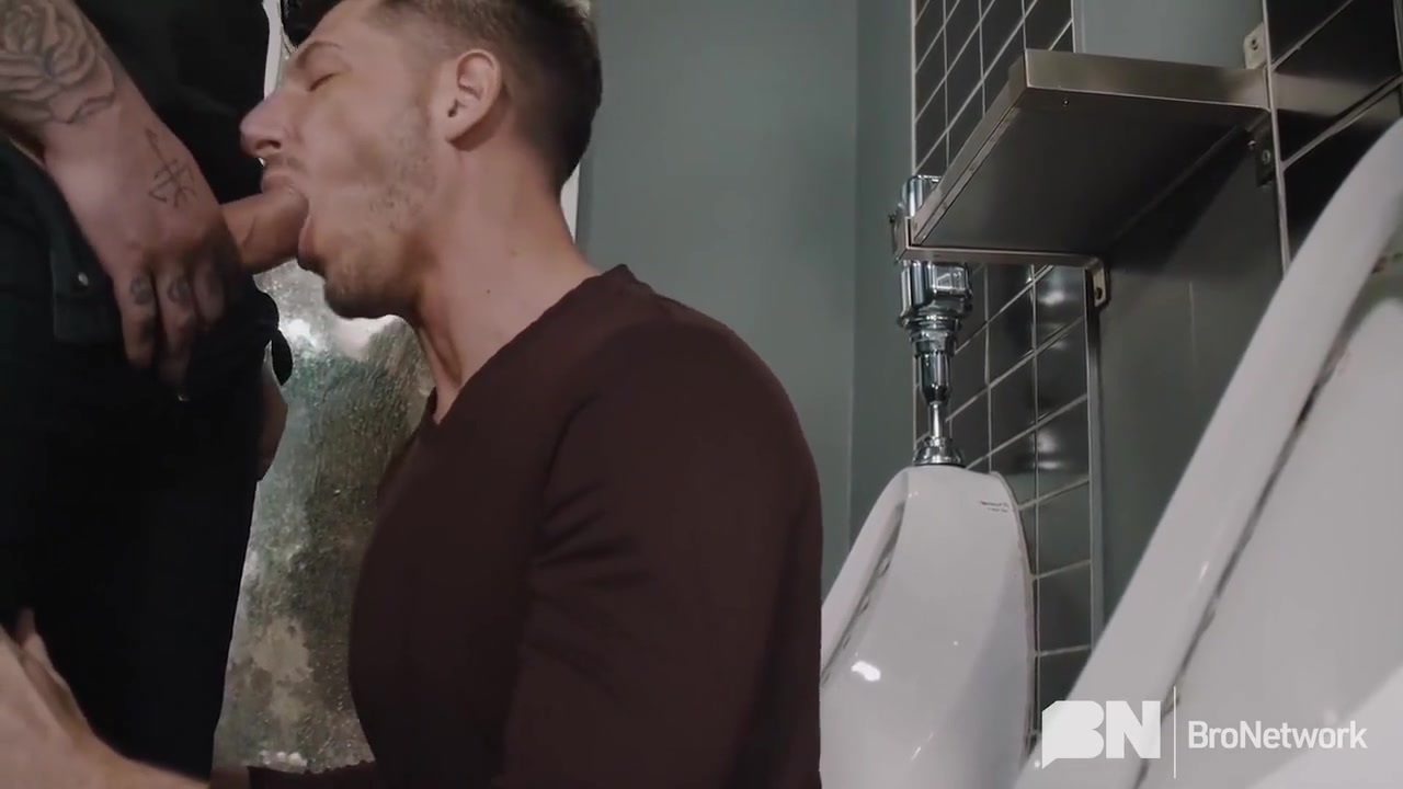 Thick Dicks At The Urinals - Jordan Starr, Ryan Jacobs And Ryan Bones