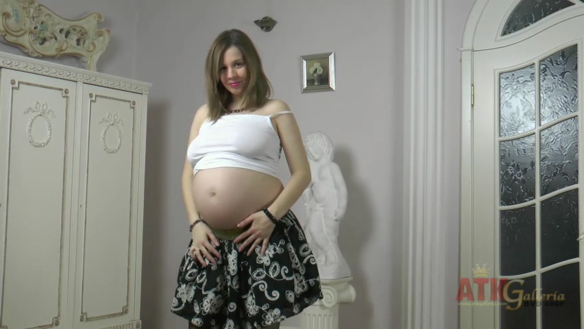 Lina in Pregnant Movie - AmKingdom