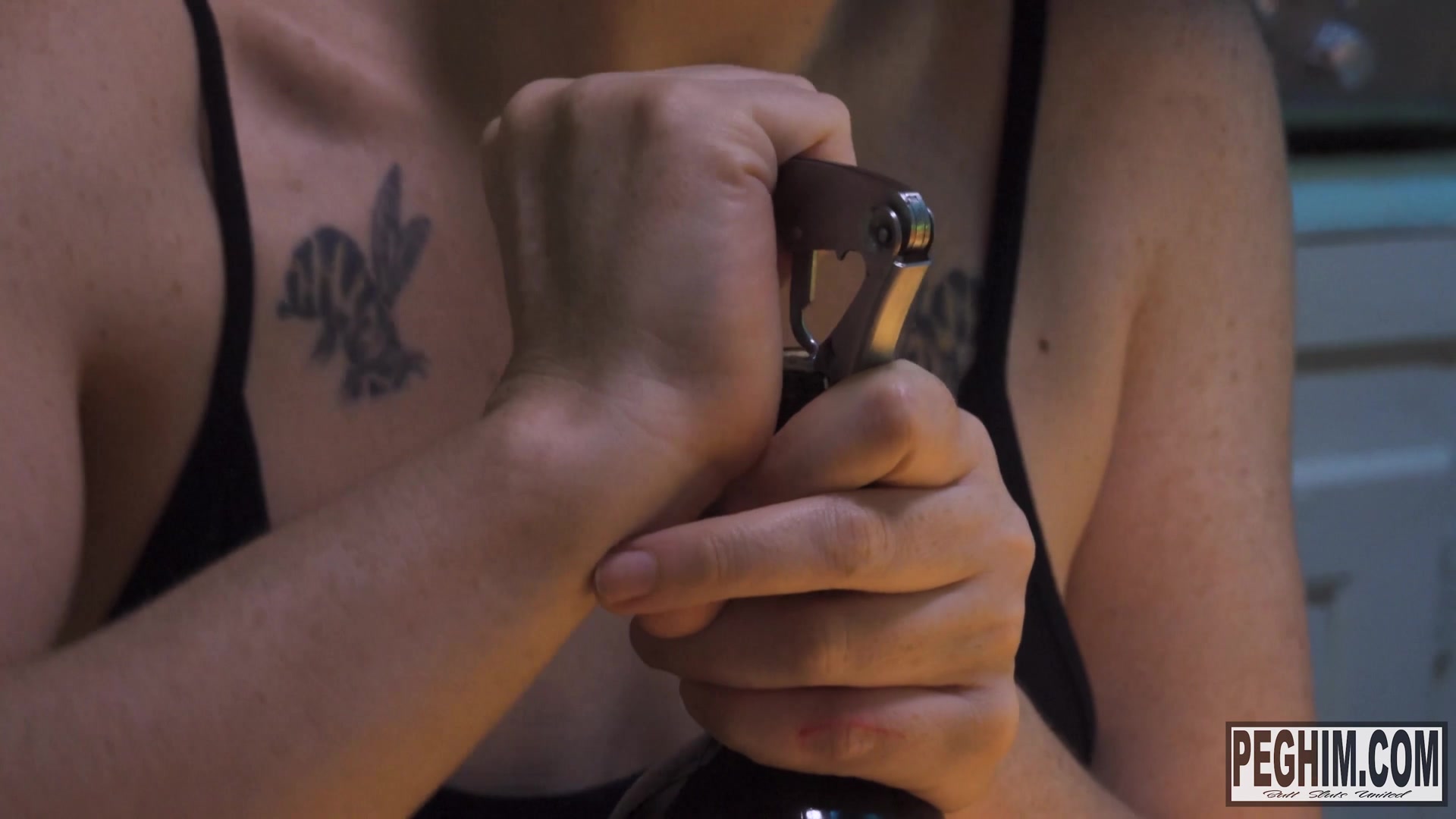 14 Hands - Sex Movies Featuring Peghim
