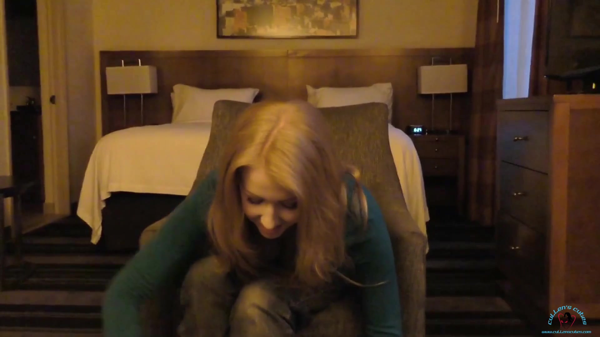 Sonia Harcourt Blows One At The Cutie Pad - Cullen's Adventures