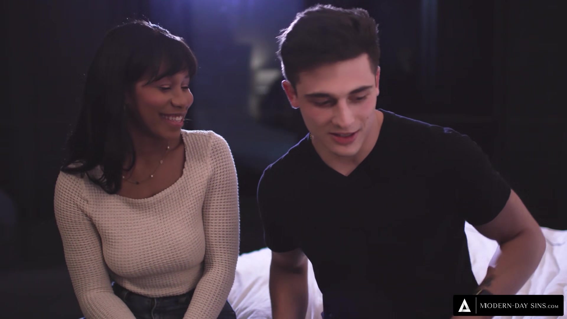 MODERN-DAY SINS - Bubble Butt teen 18+ Surprises Guy By Switching Places With BFF! RIDES DICK LIKE A PRO