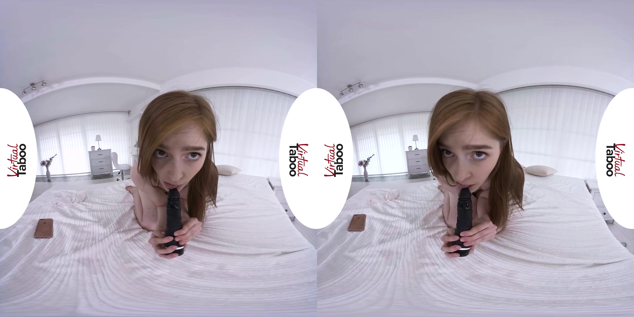 Jia Lissa VR Porn: Jia's Bedroom Dreams - VirtualTaboo