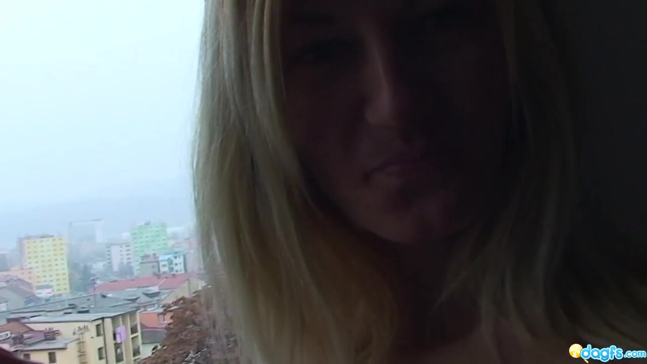 Busty Vanessa Shows Her Body During Her Cigarette Pause - BustyGFsExposed