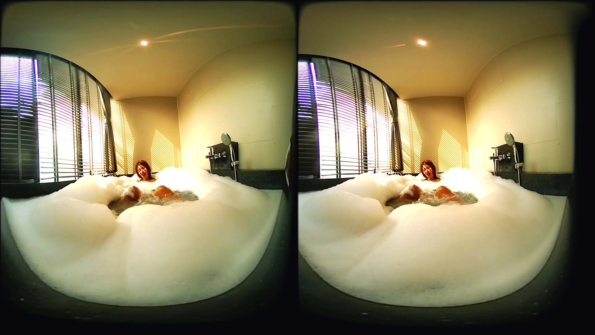 Wet Finger Games In The Whirlpool 2 - VRPussyVision