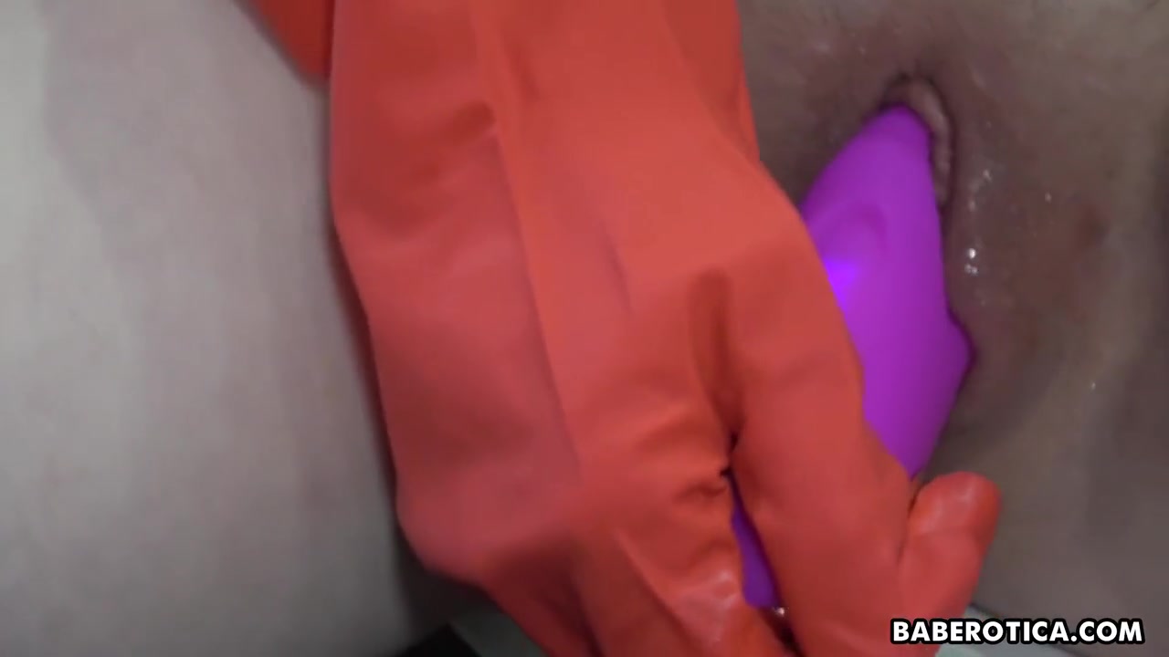 Solo Blonde Girl Mirai Masturbate In Kitchen With Sex Toy In 4k