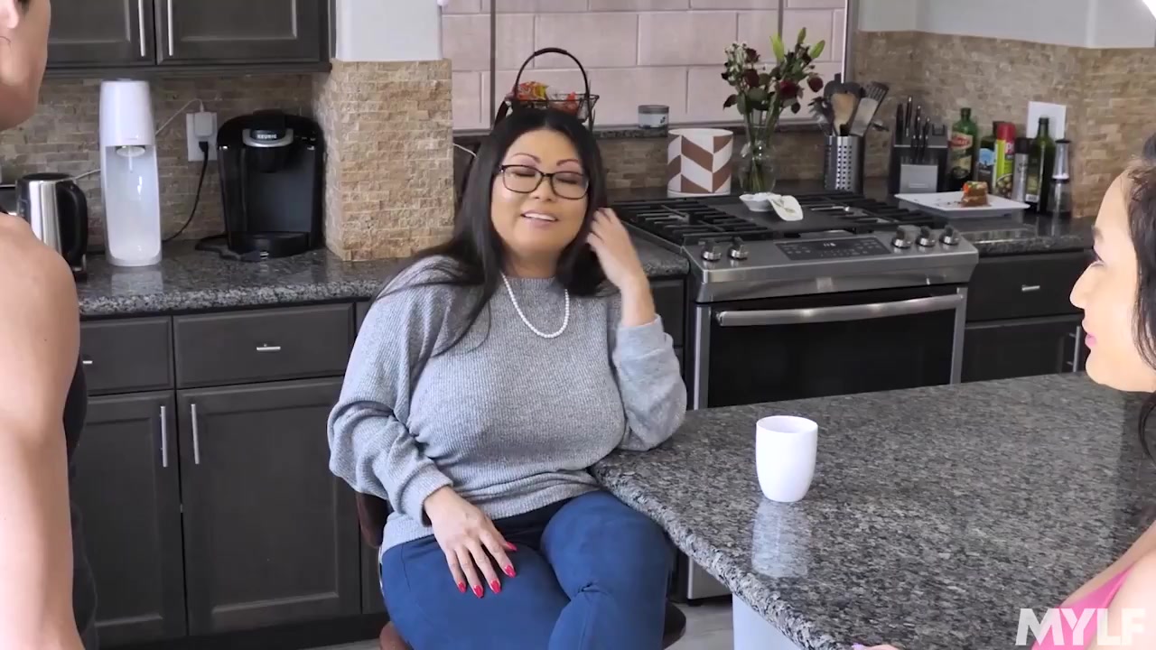 Geisha In Training - MYLF