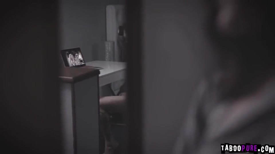 Kendra Wants Stepbro To Take Her Butt With Pure Taboo, Kendra Spade And Small Hands
