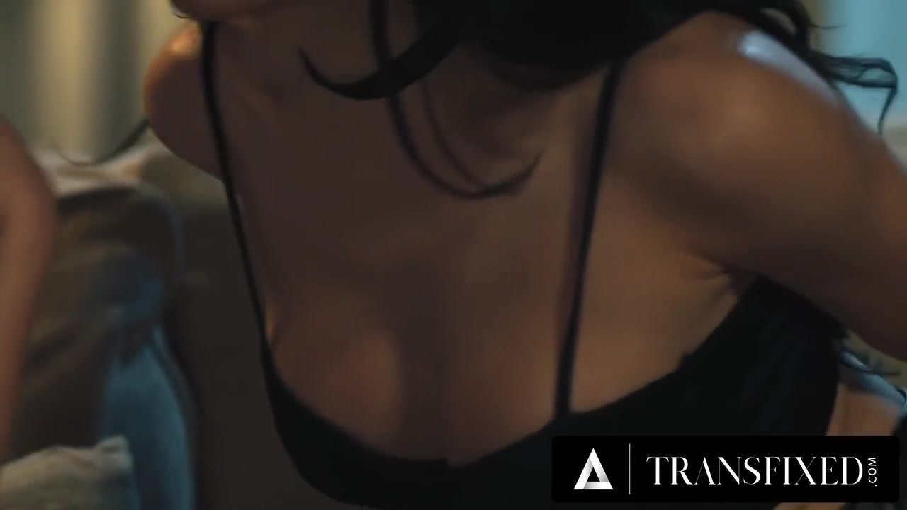 Turned Into A Vampire Trans Wants Her Hot Girlfriend For The Eternity - Ariel Demure And Braylin Bailey