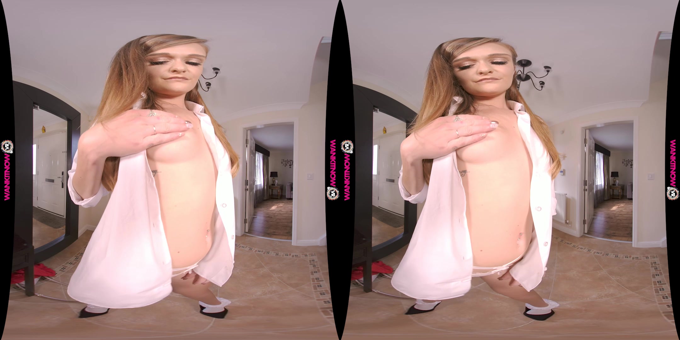 College Pussy featuring Honour May - WankitNowVR