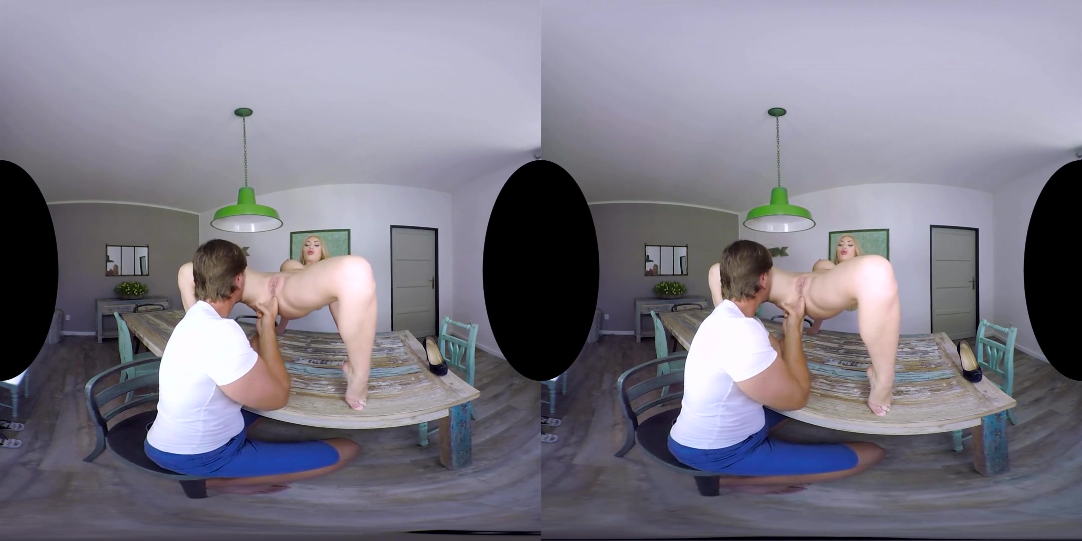 Isabella Clark in Exhibitionist Girl - - RealityLovers