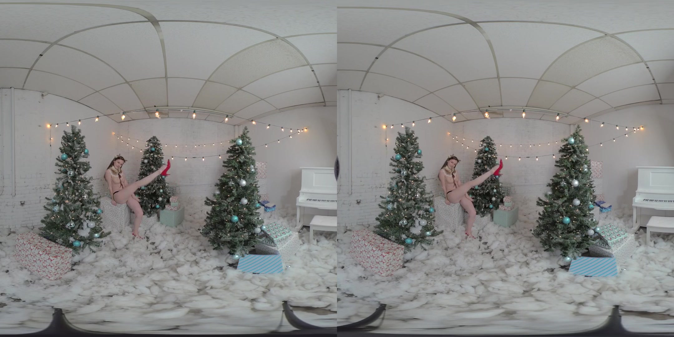 Reindeer - Beautiful Babe Solo Striptease - SexLikeReal