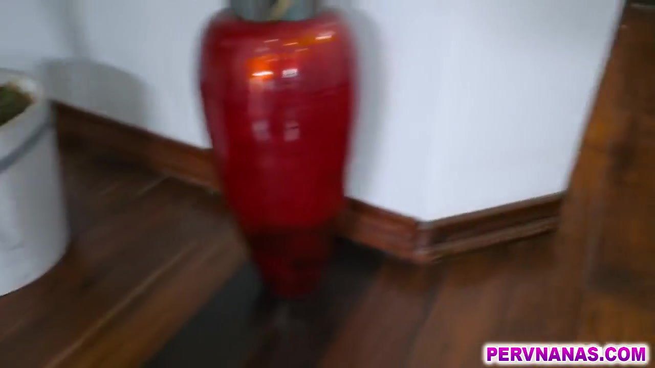 Alex Need To Help Gilf Stepgrandma, Syren Dried Off