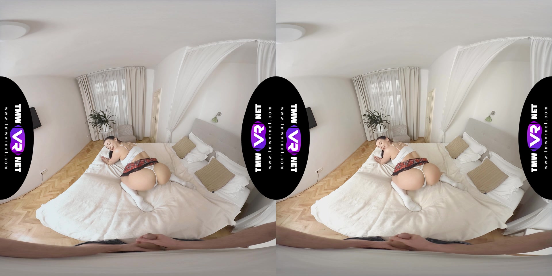 Cutie satisfies a jerking off lad - TmwVRnet