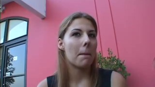 2 Hot To Handle 01 - Scene BTS