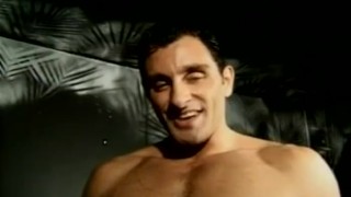 Muscled Hottie Cock Sucking