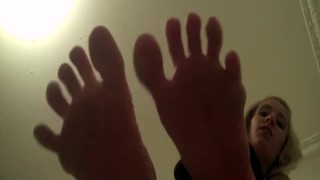 Foot trampling from Amber