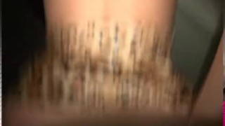 Blonde Hexe wird auf dem Hotelgang gefickt!