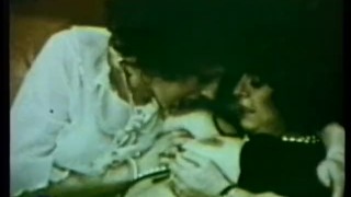 Peepshow Loops 221 70s and 80s - Scene 1