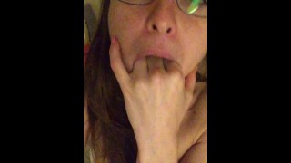 Riley Reid Cellphone masturbation video
