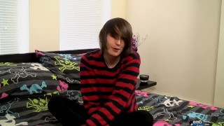 Mikey Red Enjoys Some Solo Time With His Dick 