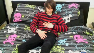 Mikey Red Enjoys Some Solo Time With His Dick 