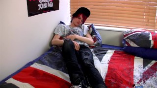Pink Haired boy sprays his load on his belly 