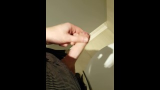 PUBLIC TOILET JERK OFF