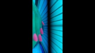 Fingering my pussy on the sunbed tanning milf