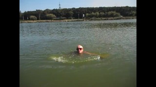 Bathing on a nudist beach