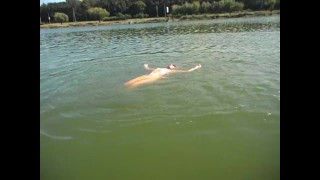 Bathing on a nudist beach