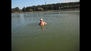 Bathing on a nudist beach